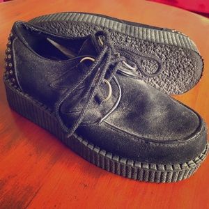 Studded black Creepers size 6